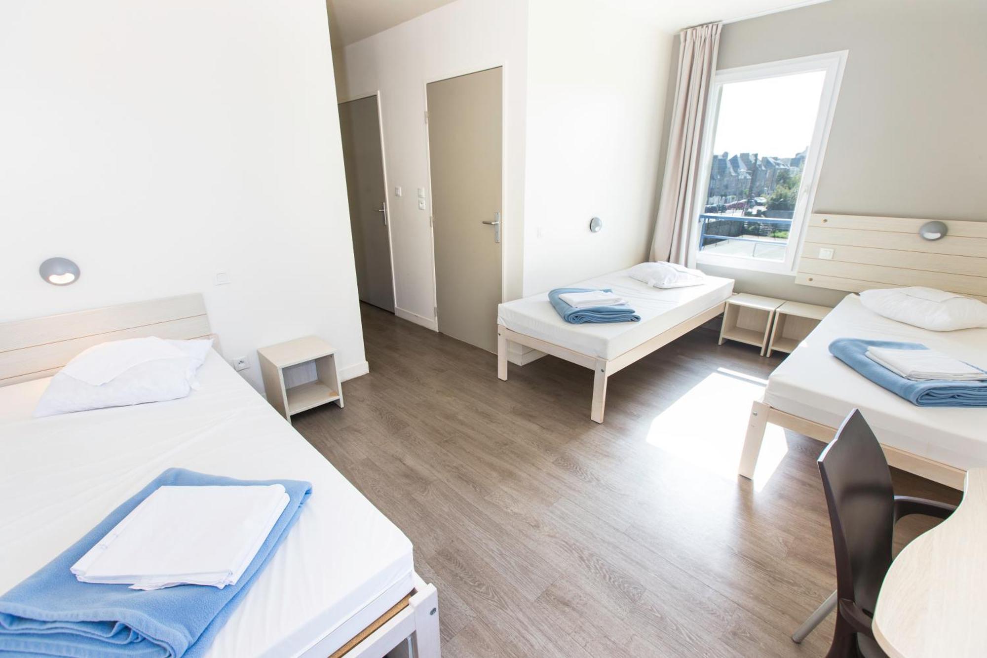 Youth Ethic Etapes Malo Hostel