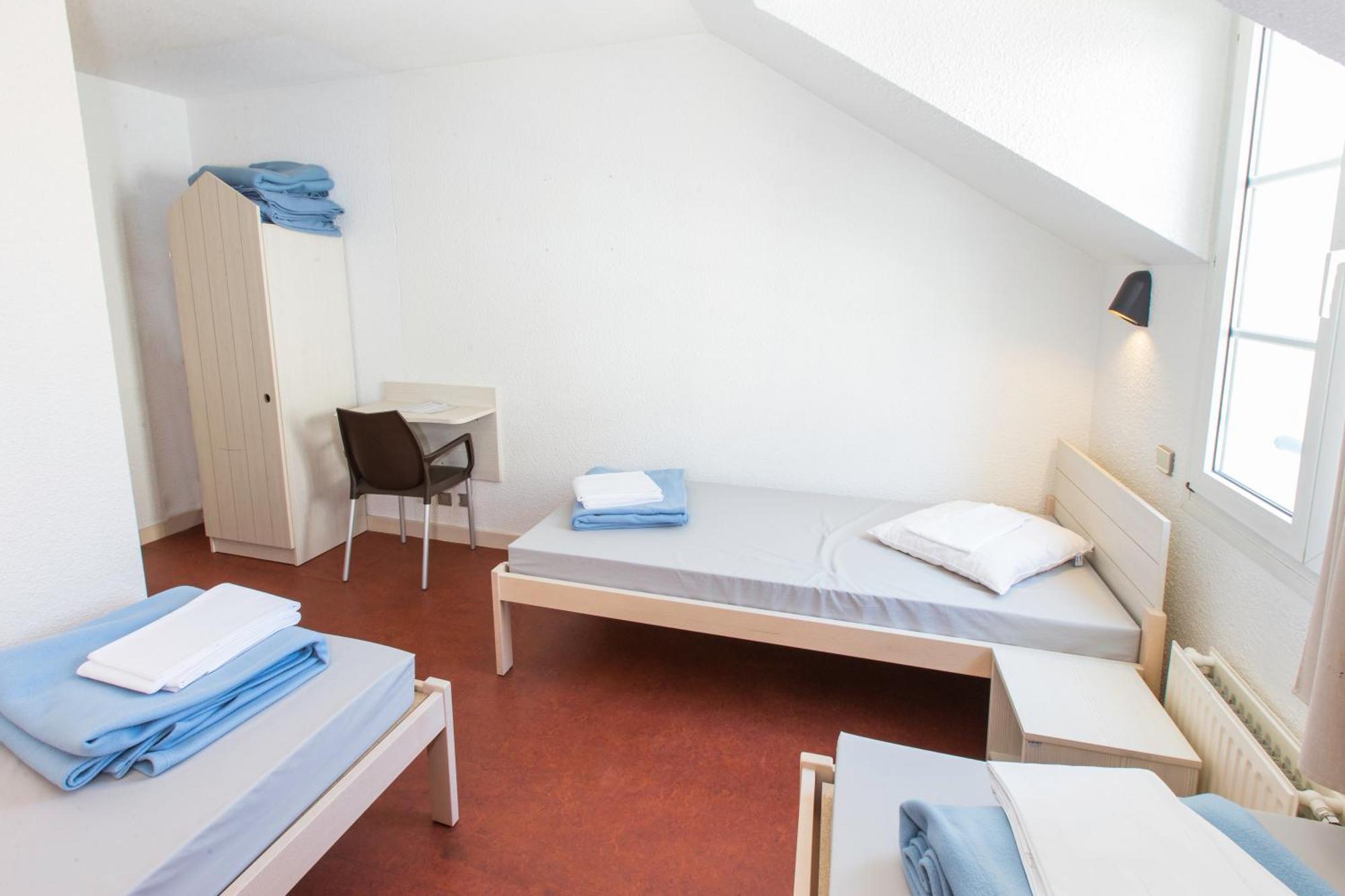 Youth Ethic Etapes Malo Hostel
